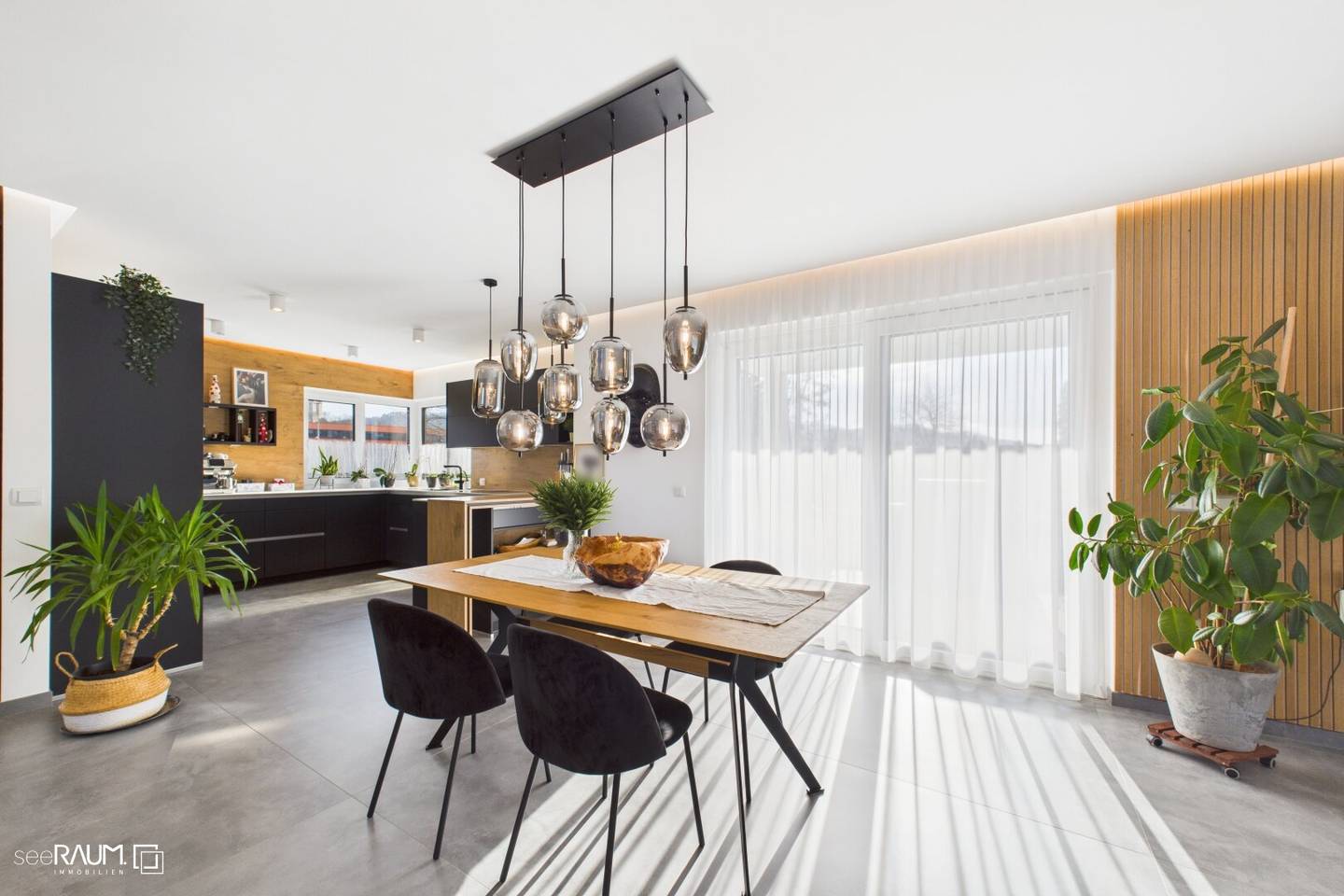NEUBAU: Modernes Einfamilienhaus in sonniger Lage