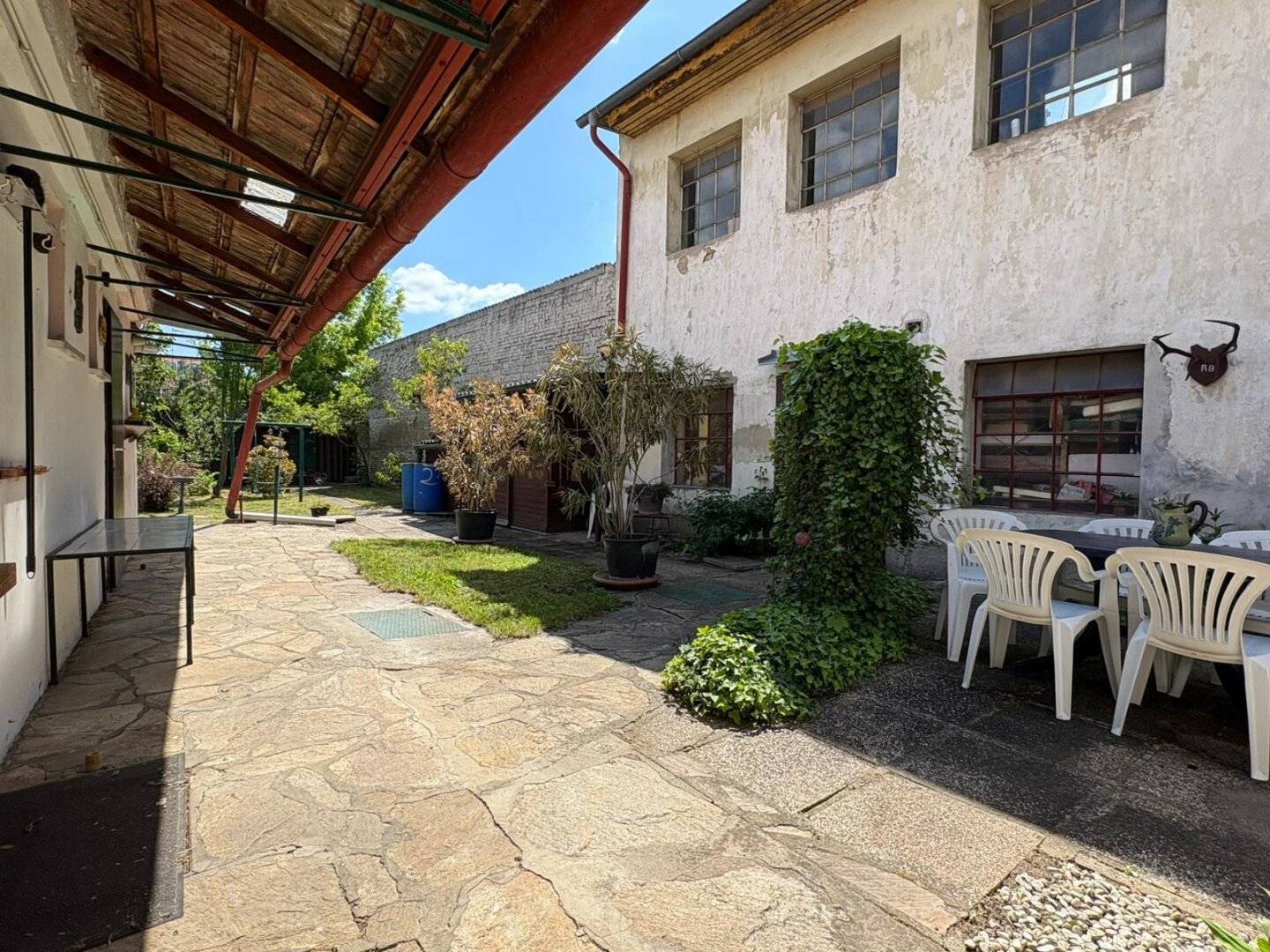 [Kaufanbot erhalten] 6,5-Zimmer-Haus in Hohenau – großer Garten, viel Privatsphäre & Platz zum Wohlfühlen