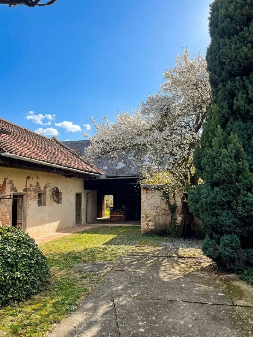 Preiswertes Bauernhaus in Patzmannsdorf – ideal für Selbstverwirklicher!