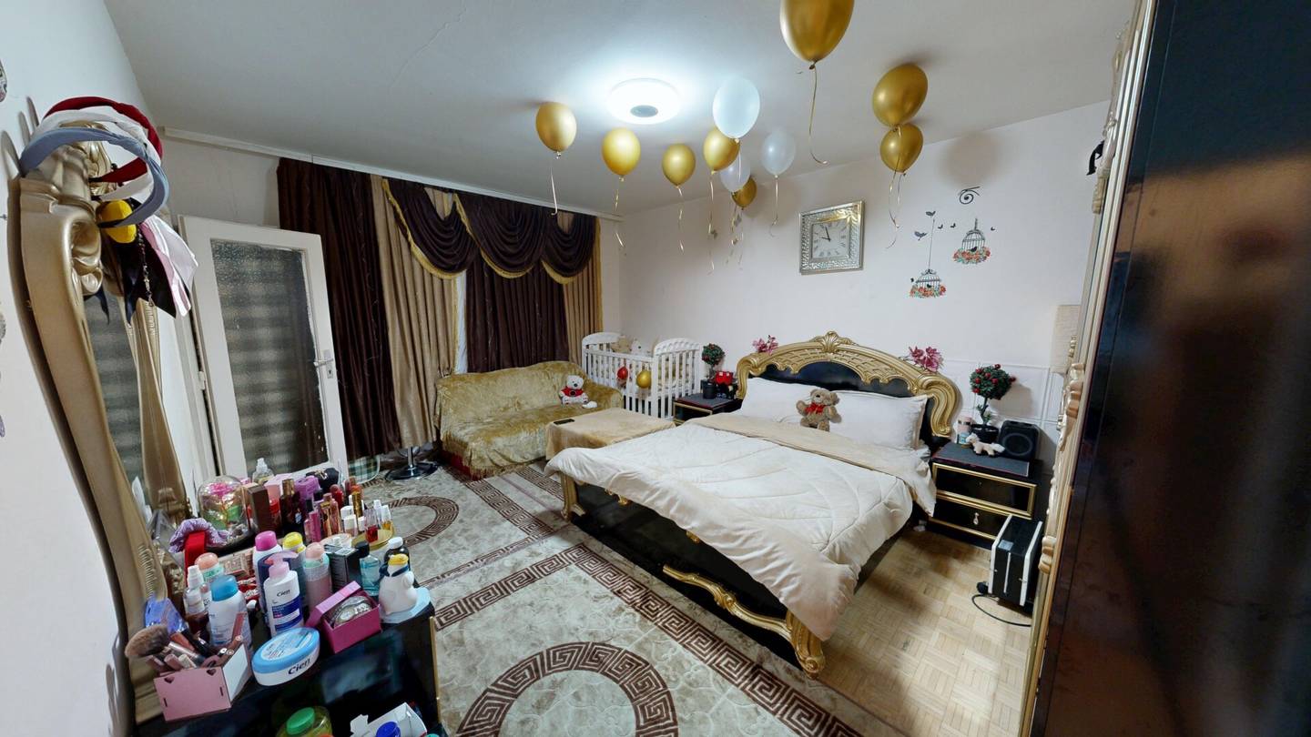 2 Zimmer zentrale City-Wohnung direkt an der U-Bahn