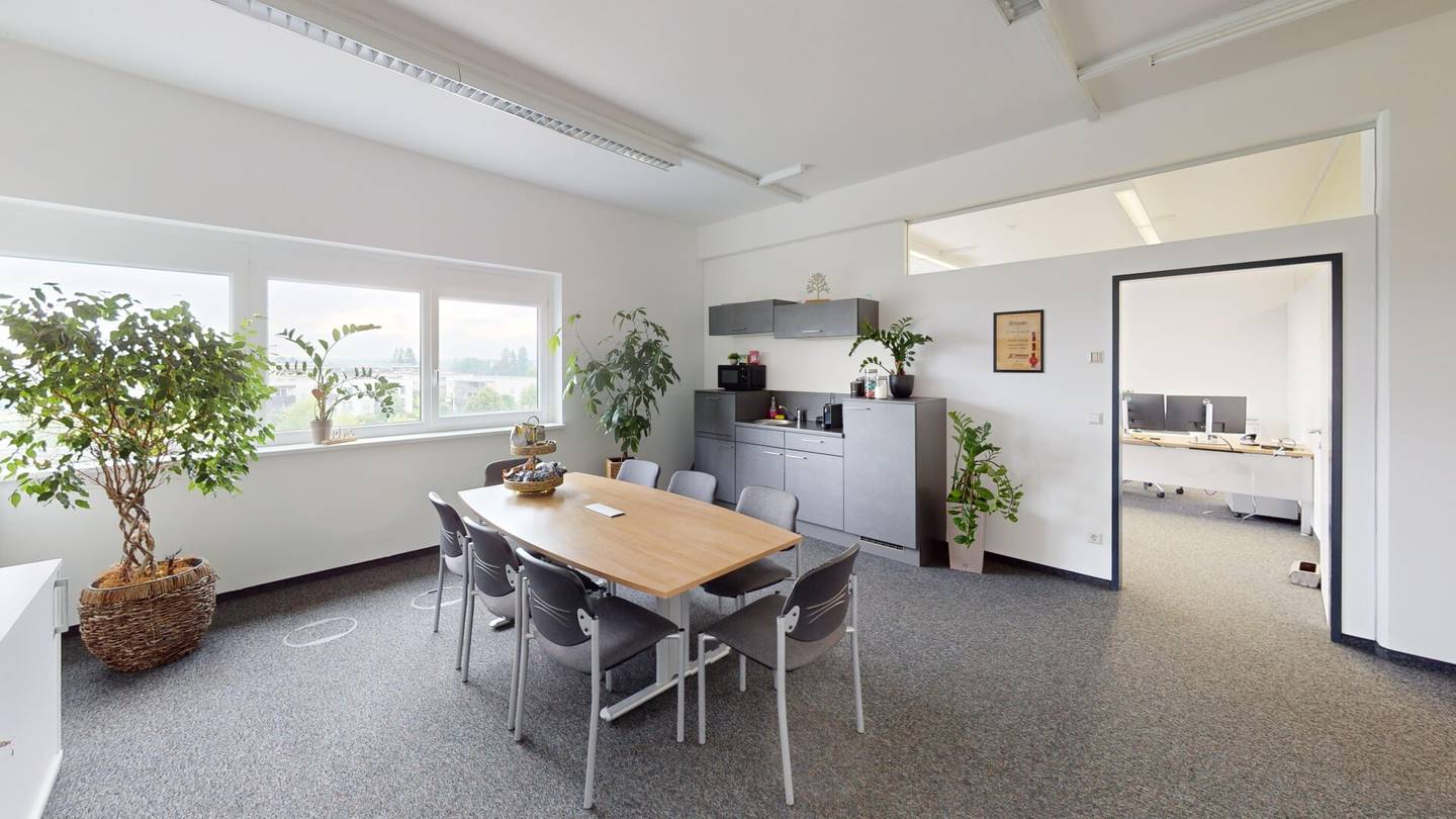 KINDERMANNZENTRUM- Modernes Büro in Leibnitz: Neuwertig, top ausgestattet, ideal für Ihre Firma