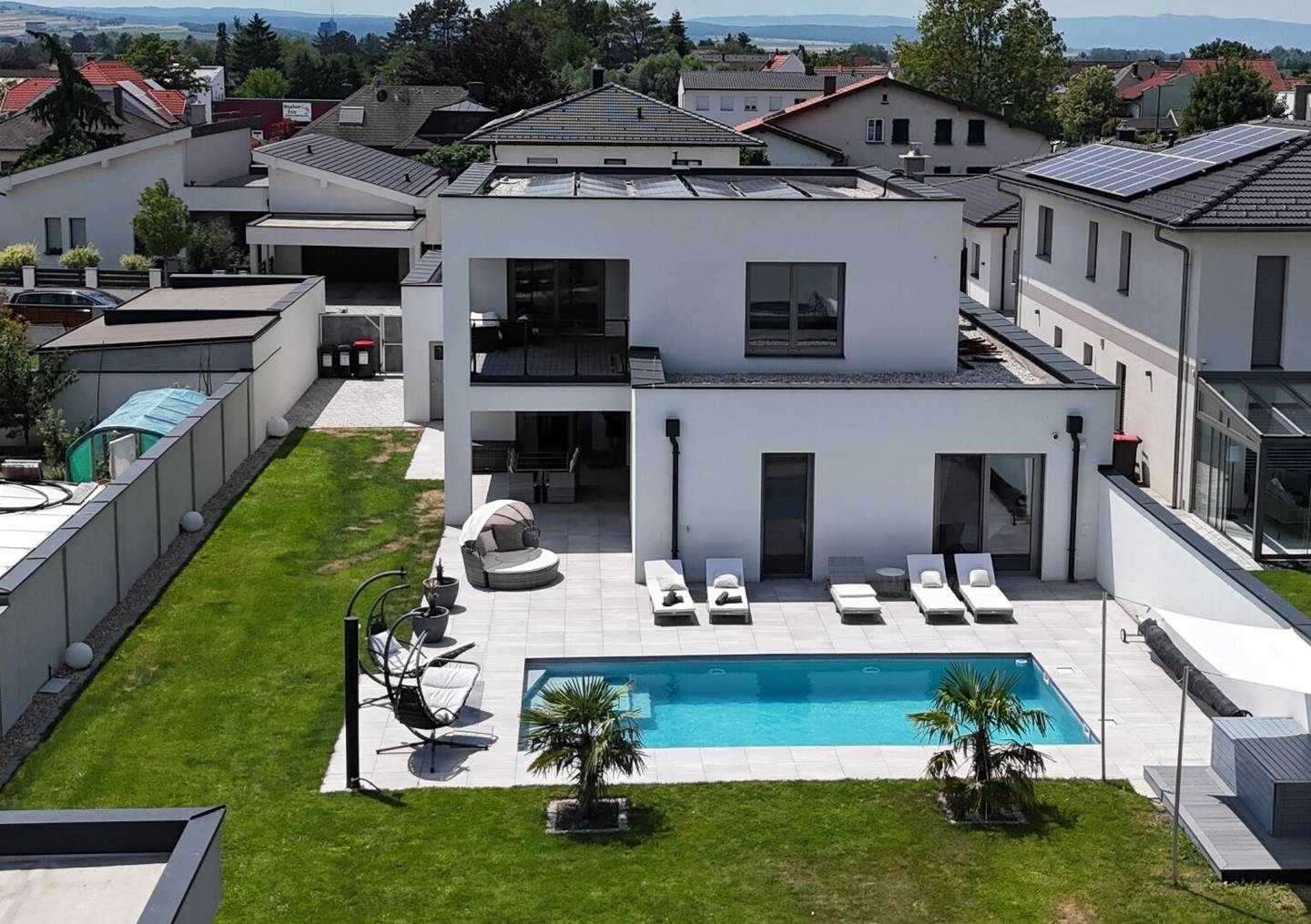 Luxuriöses Einfamilienhaus mit Pool, Poolhaus & Smart Home nur 5 Min. von Eisenstadt entfernt