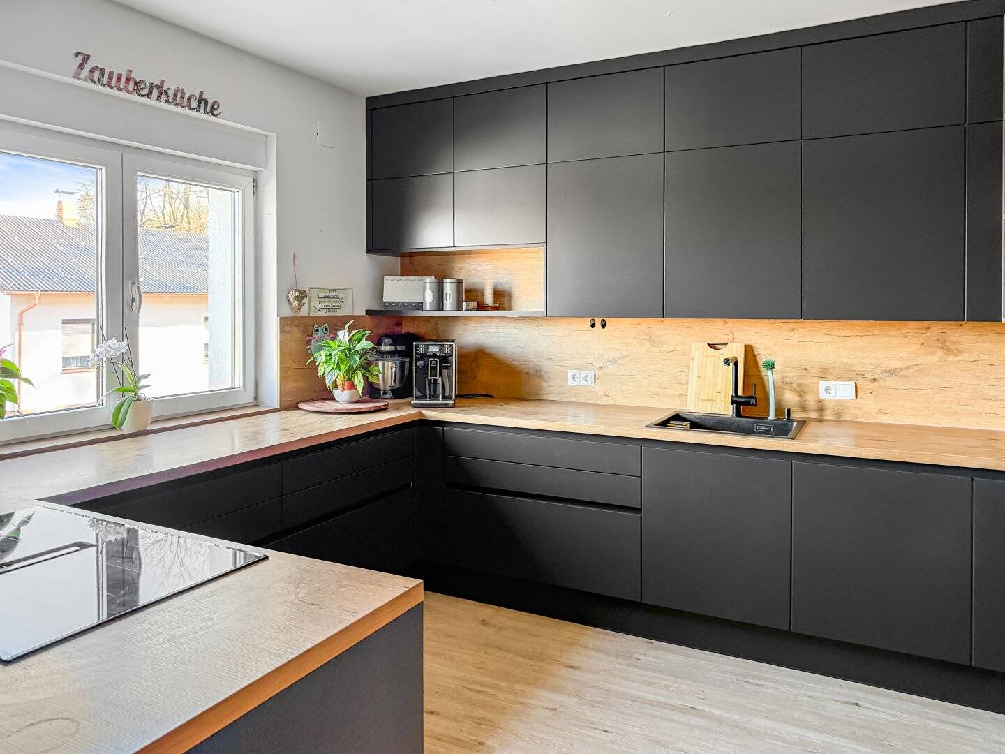 Wohnen am Waldrand – Einfamilienwohnhaus mit 220 m² Wohnfläche, voll unterkellert und Nebengebäude Nähe Oberpullendorf