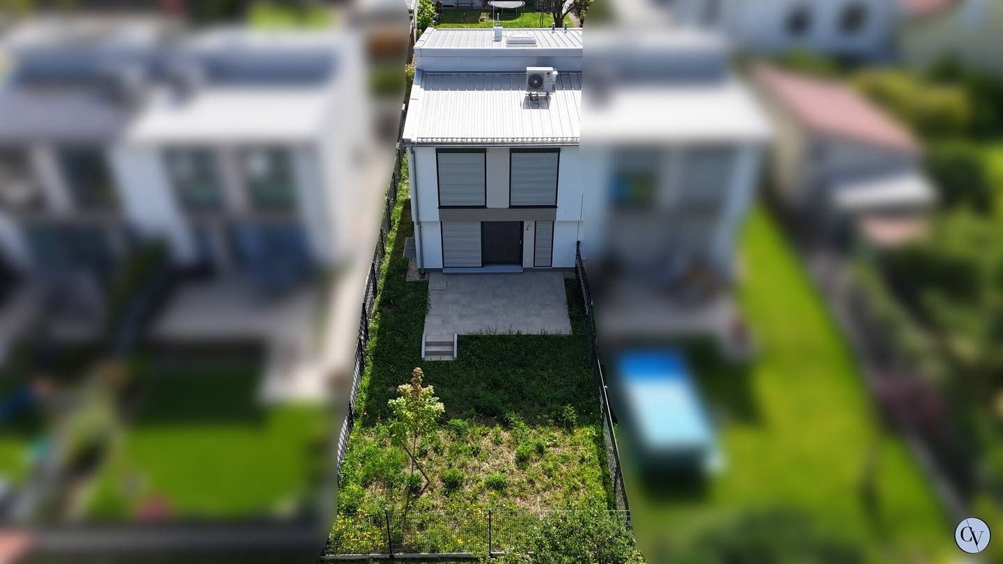 Traumhafte Doppelhaushälfte bei der Kirschenallee - Garten mit Süd-West-Ausrichtung!