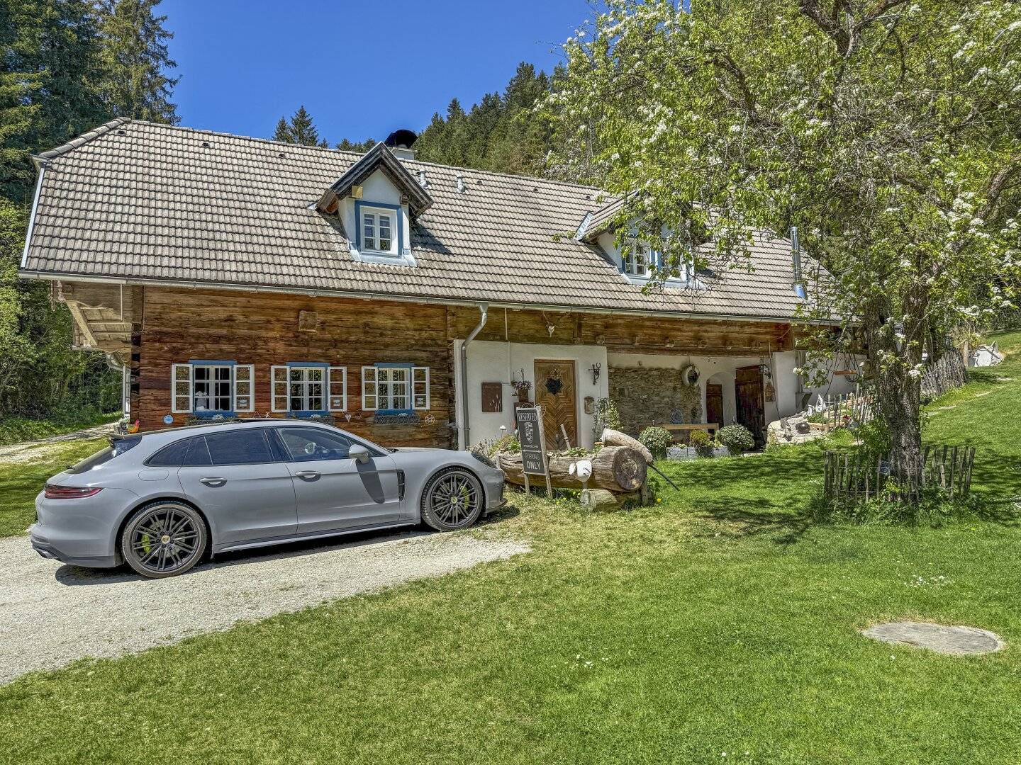 An exceptional country estate where living, nature and life with horses come together - Birkfeld