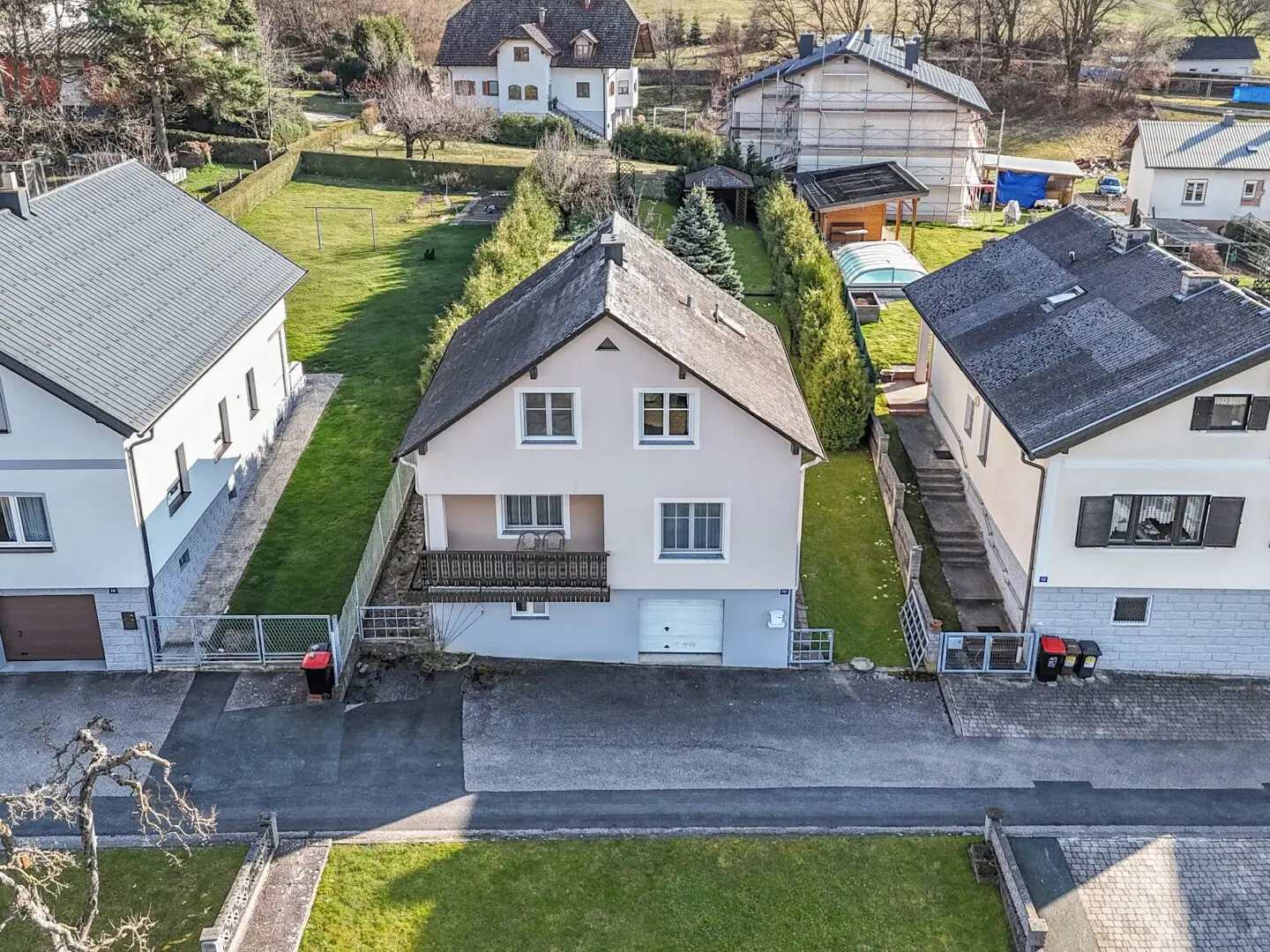 Einfamilienhaus mit unverbaubarem Ausblick inklusive Baugrundstück