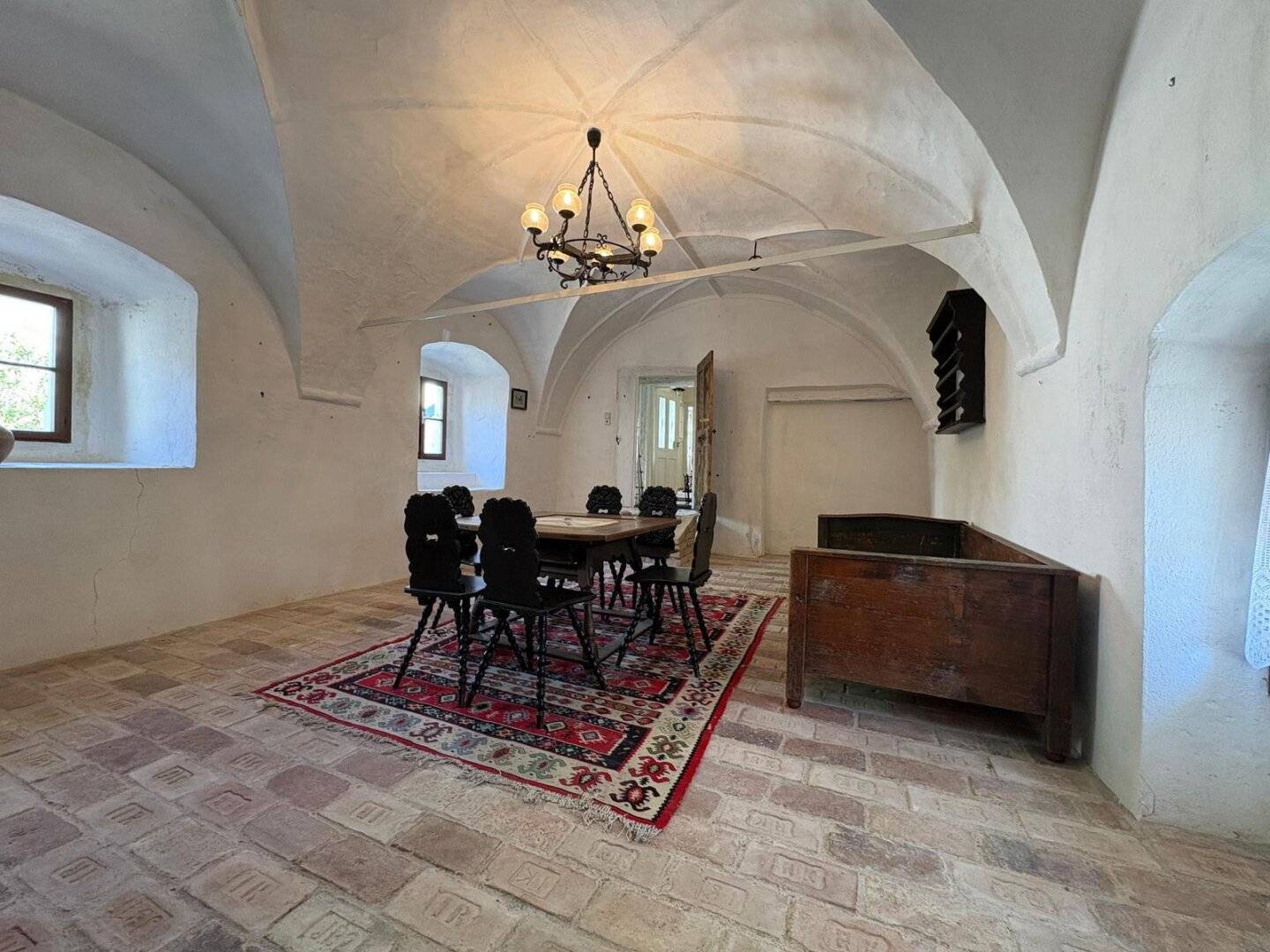 Außergewöhnlicher Kreativ-, Hobby- & Rückzugsraum in Mistelbach