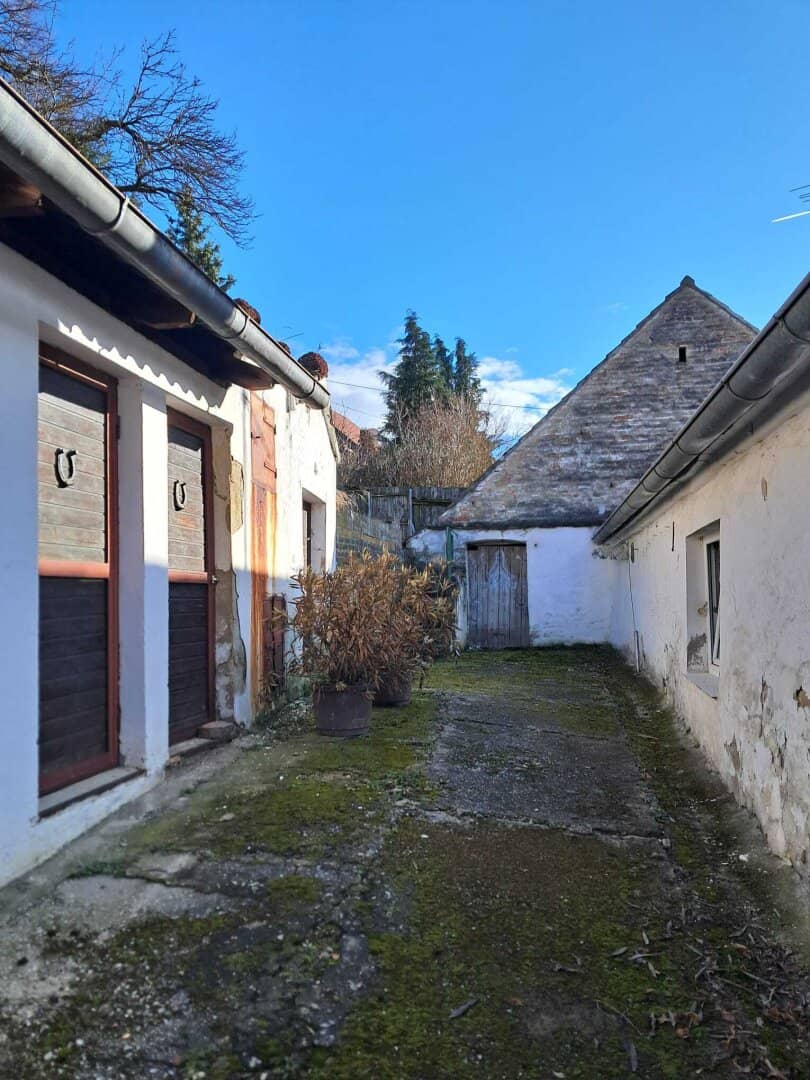 Über den Dächern von Hörersdorf - ehemaliges Bauernhaus für 75.000 €