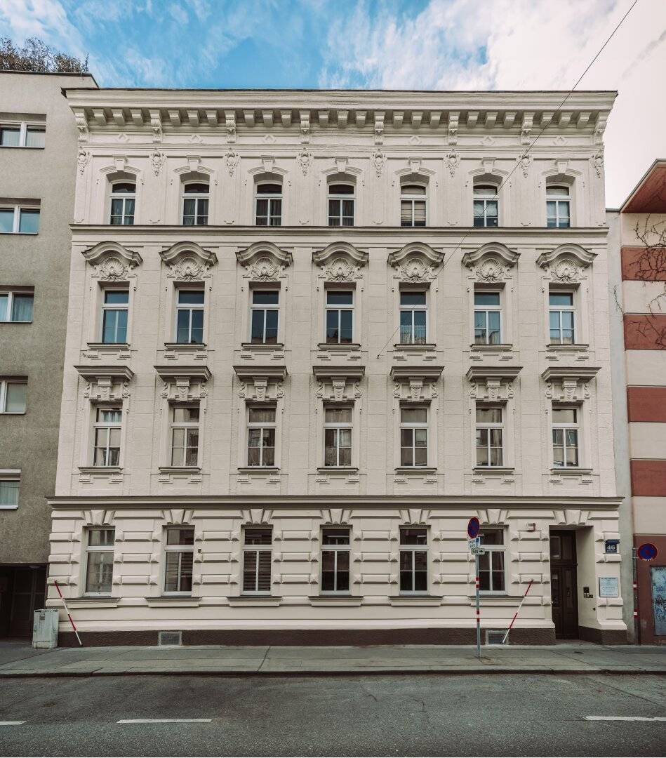 Dachgeschosswohnung mit Hofterrasse und Liftzugang