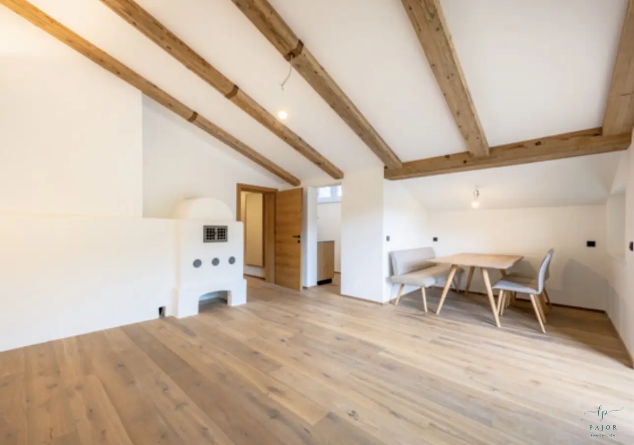 With Style, Charm and Skiing - 3 Rooms - Loggia - Garage - Mountain View