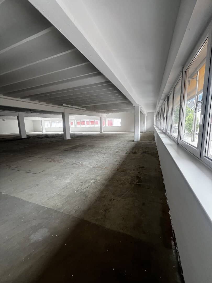 Hochwertige Bürofläche mit Lasten- und Personenaufzug, Parkplatz  in Spittal an der Drau