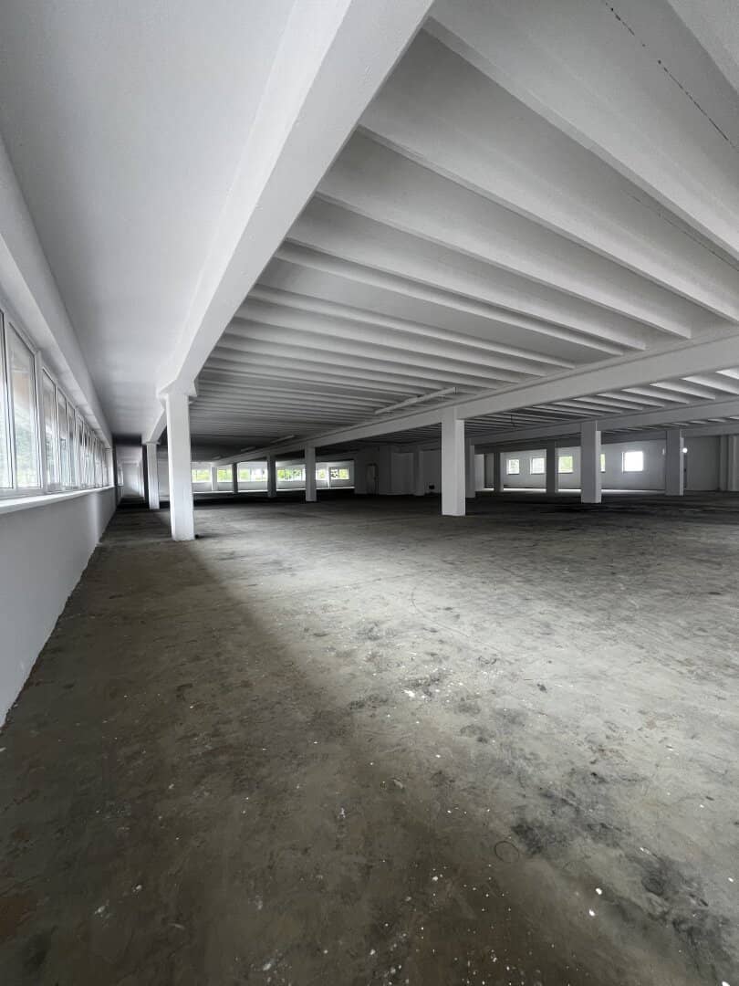 Hochwertige Bürofläche mit Lasten- und Personenaufzug, Parkplatz  in Spittal an der Drau