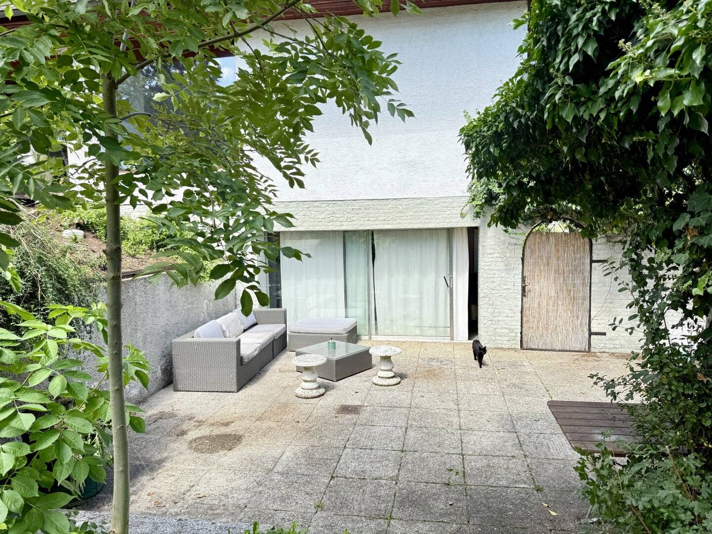 Einfamilienhaus mit Garten, Terrasse, Wohnkeller mit Wellnessoase  – Grüne Oase an der Stadtgrenze zu Baden in Tribuswinkel