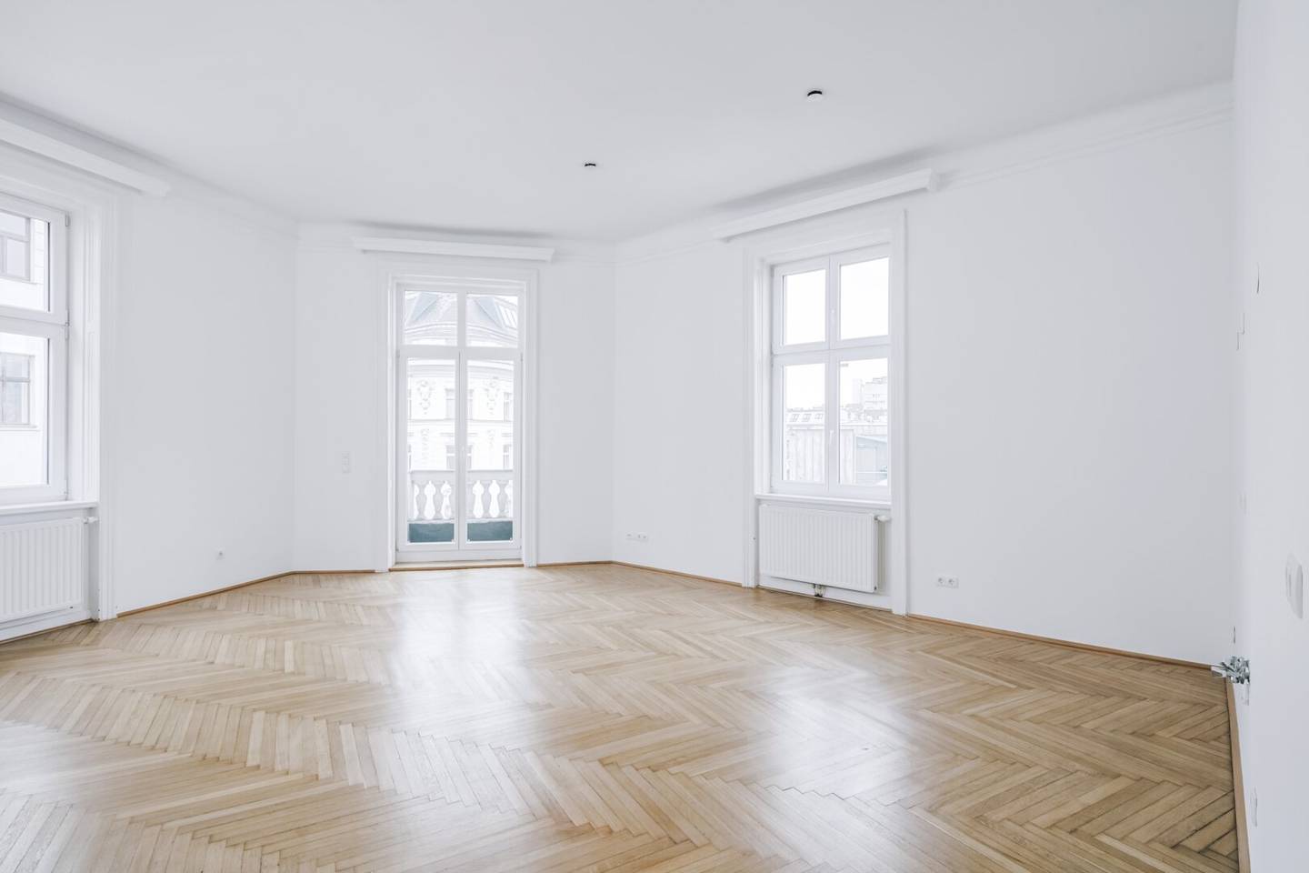 Familienfreundliche 5-Zimmer-ALTBAUWOHNUNG mit Stil