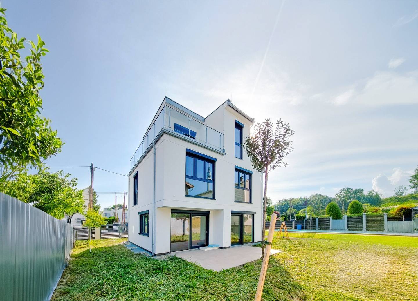 Ihr Traumhaus mit Garten und Dachterrasse an der Alten Donau