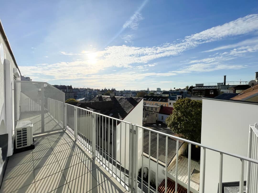 Dachgeschosswohnung Altbau klimatisiert Terrasse