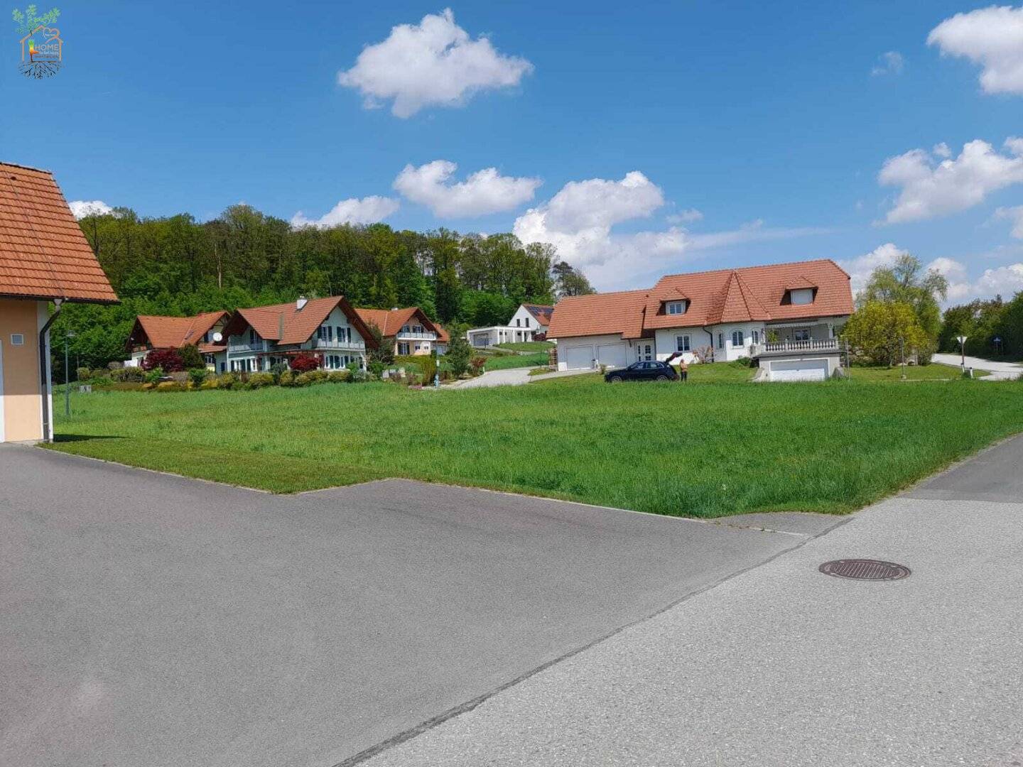 Sonniges, ebenes Baugrundstück in schöner Wohnlage