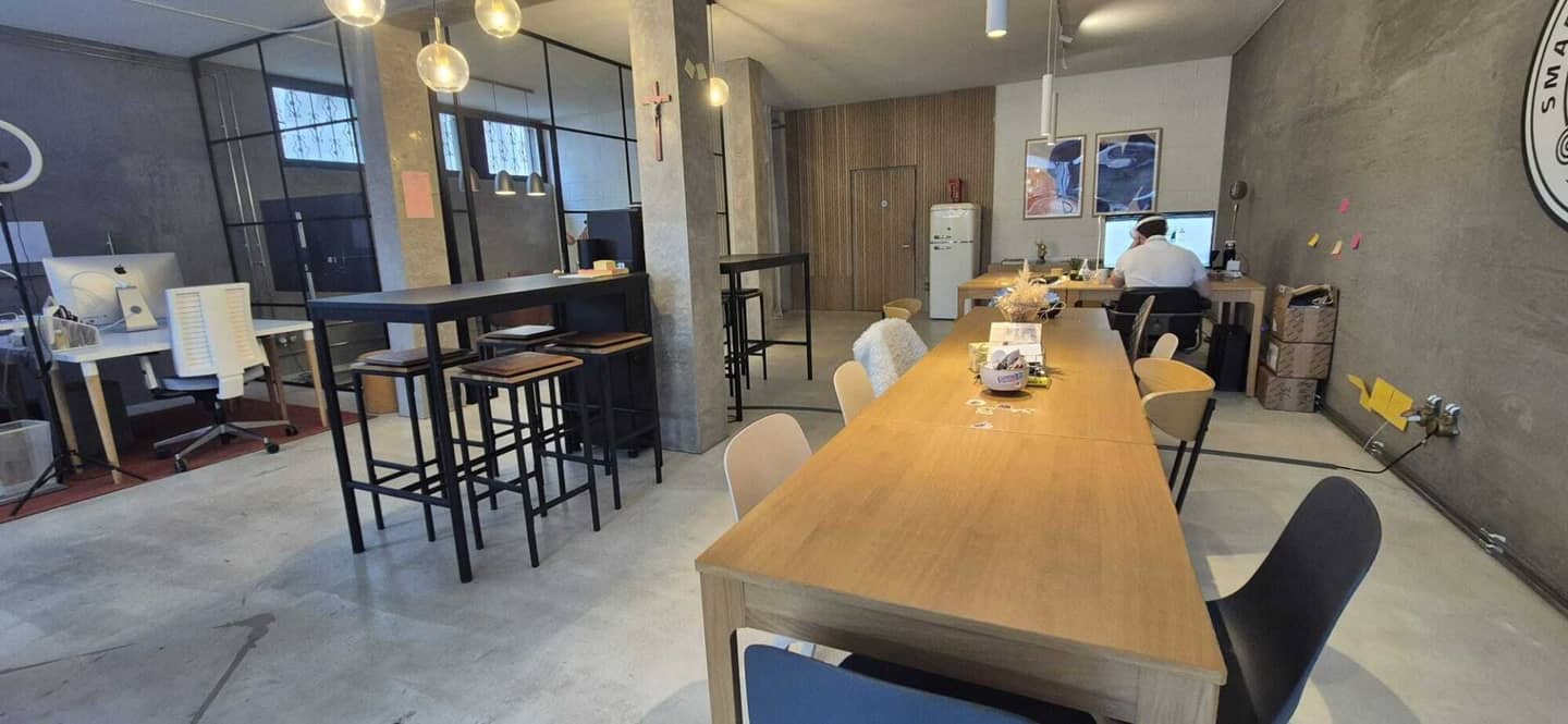 Praktischer Coworking Space um € 250,- monatlich. Flexibel durchstarten in Dornbirn Zentrum
