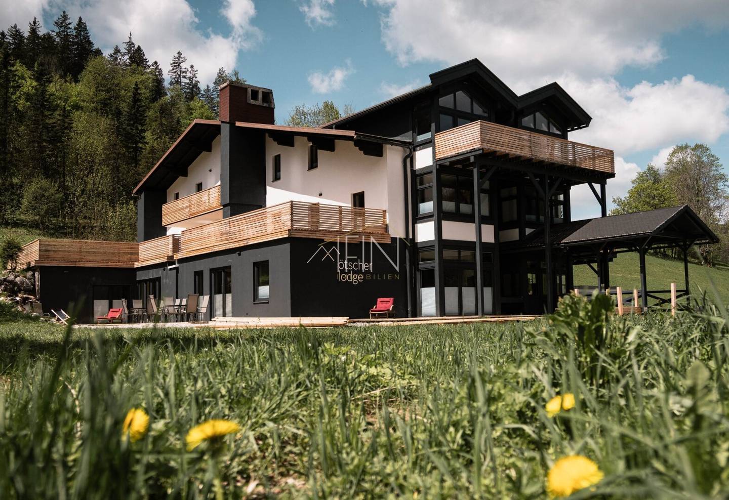 PRIVATE Lodges - TOP 1 - "Kamin Lodge"