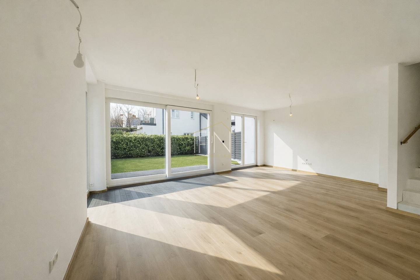 Neubau-Erstbezug in Baden - Hochwertige Haushälfte mit Garten nahe Zentrum & Bahnhof