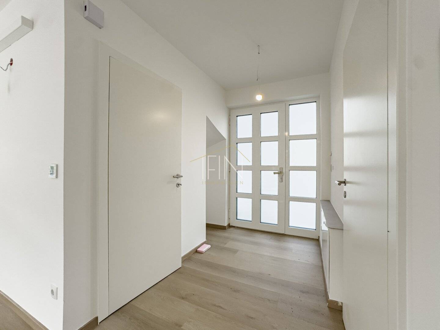 Neubau-Erstbezug in Baden - Hochwertige Haushälfte mit Garten nahe Zentrum & Bahnhof