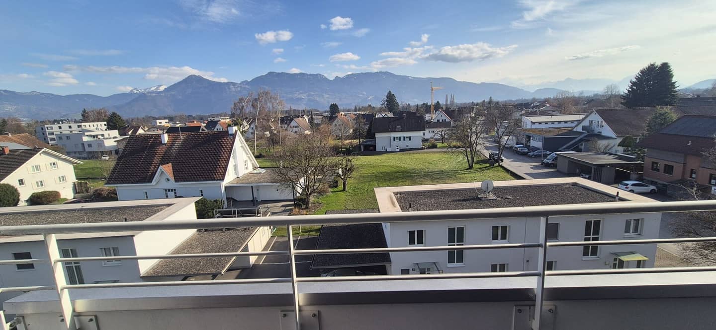 Preisgünstige 2-Zimmer-Wohnung in Lustenau mit Balkon & Garage – ideal für Handwerker
