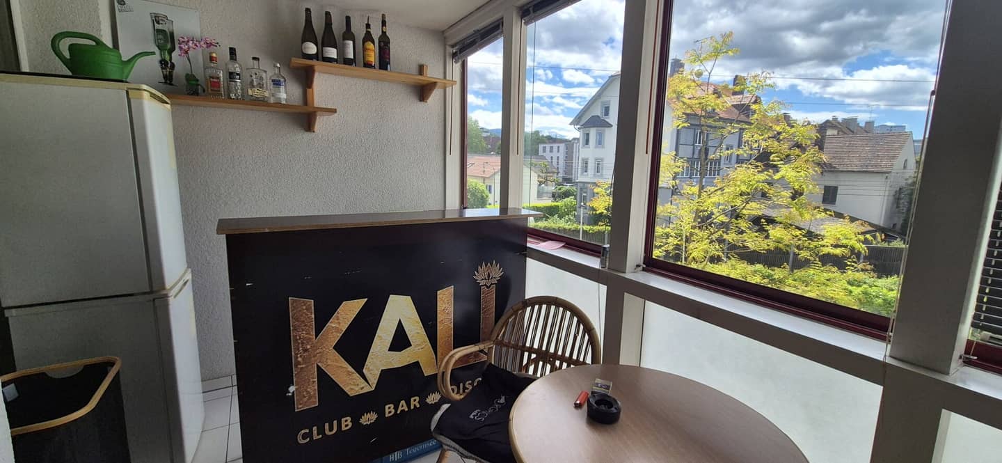Entzückende 3 Zimmer Wohnung mit Loggia & Tiefgarage in Bregenz