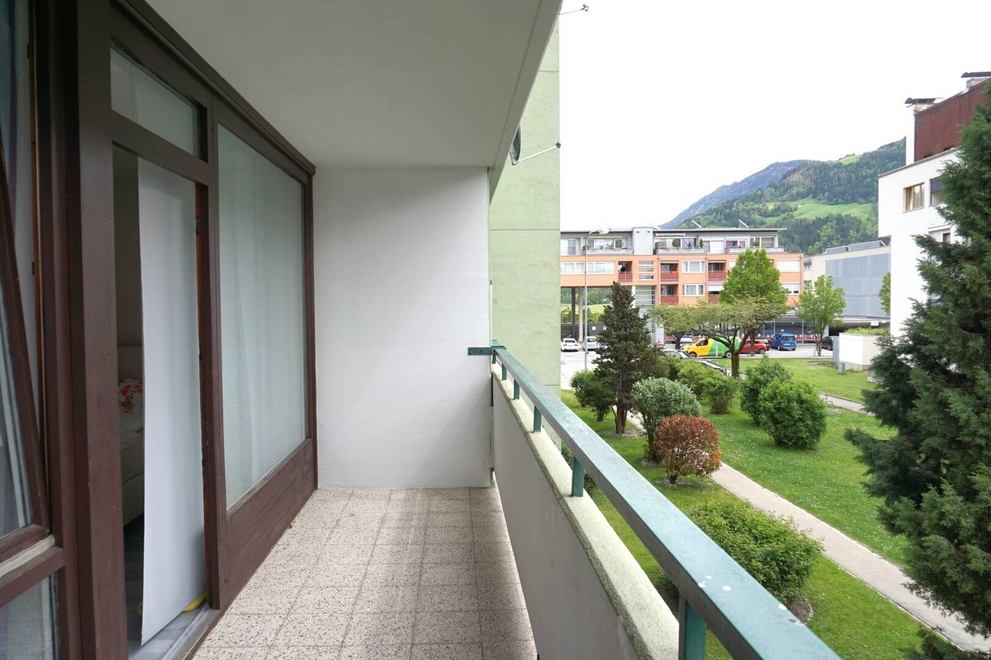 SCHWAZ: Großzügige 4-Zimmer-Wohnung mit Loggia und Balkon