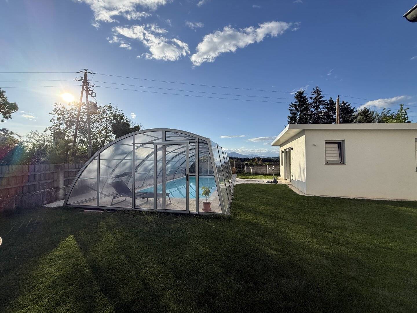 Ihr neues Zuhause, mit Pool, Garten und viel Platz zur Entfaltung!