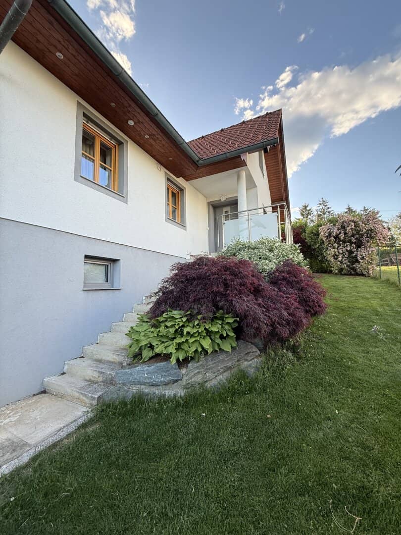 Ihr neues Zuhause, mit Pool, Garten und viel Platz zur Entfaltung!