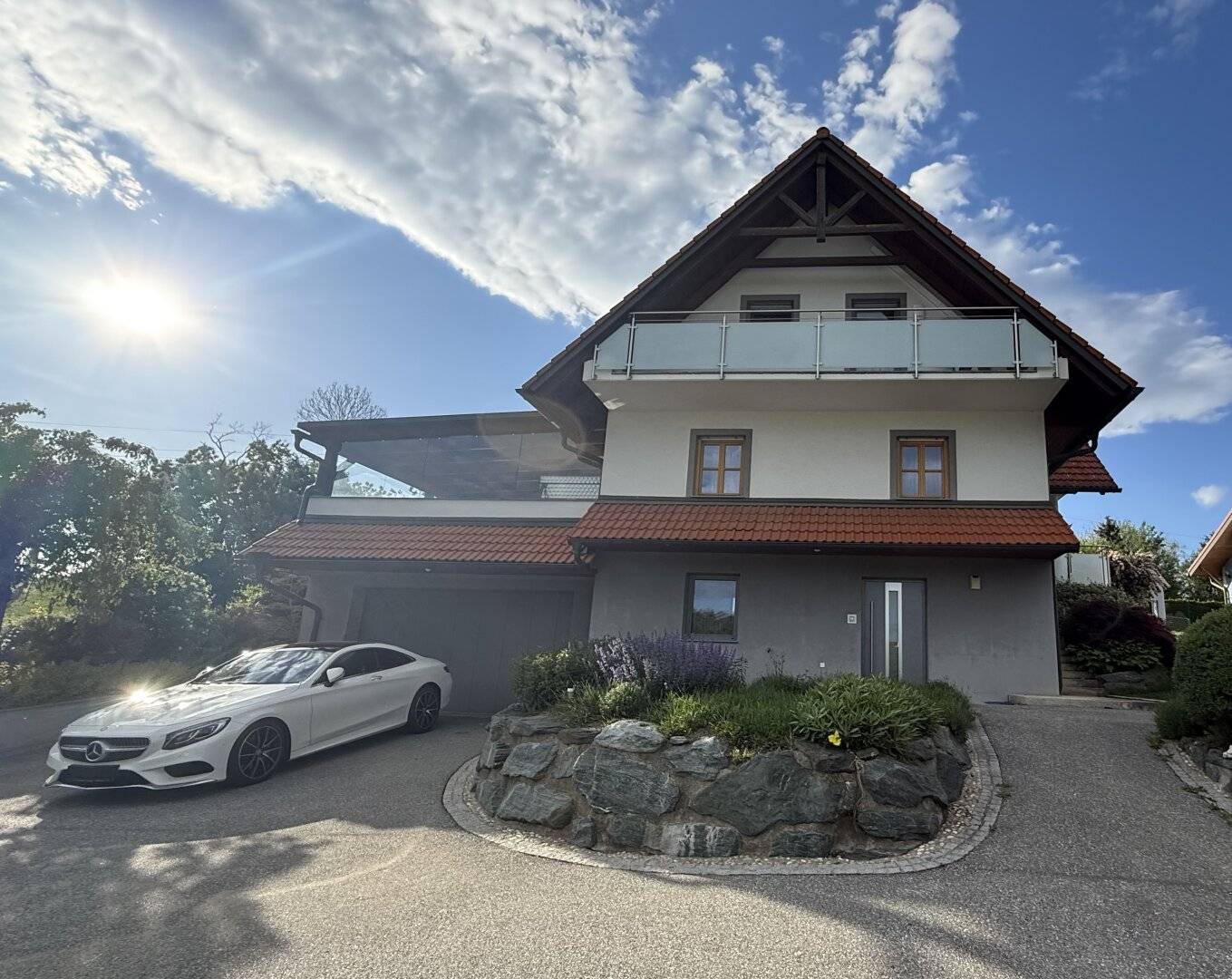Ihr neues Zuhause, mit Pool, Garten und viel Platz zur Entfaltung!