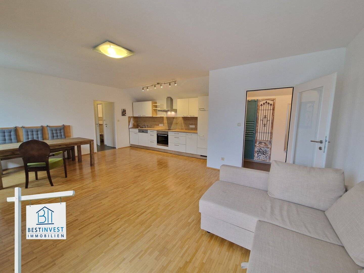 TOP Wohnung in Eggenberg - Möblierung inklusive