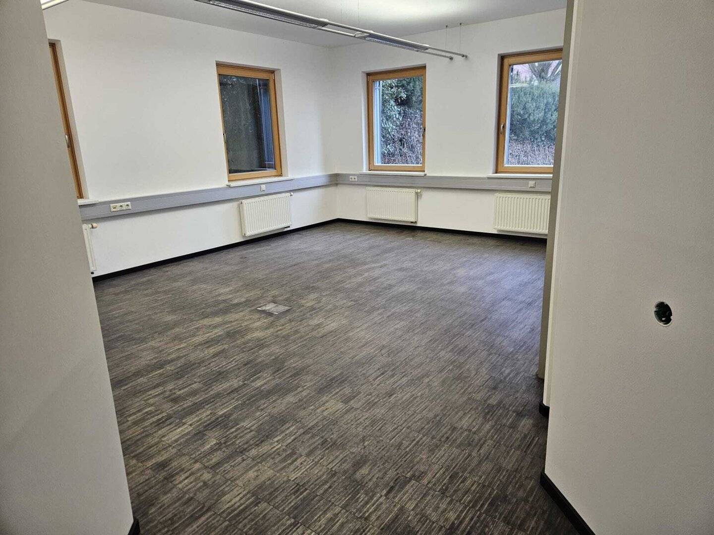 Büroflächen zu vermieten! - Südoststeiermark, Größe individuell zu vereinbaren ...!