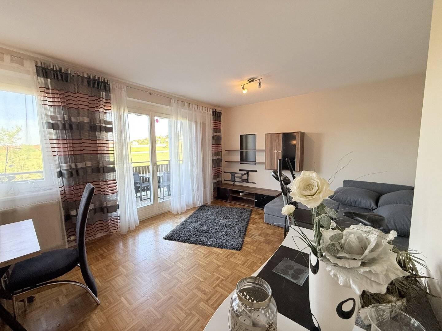 Charmante Zweizimmerwohnung mit großem Balkon und Grünblick in Ilz