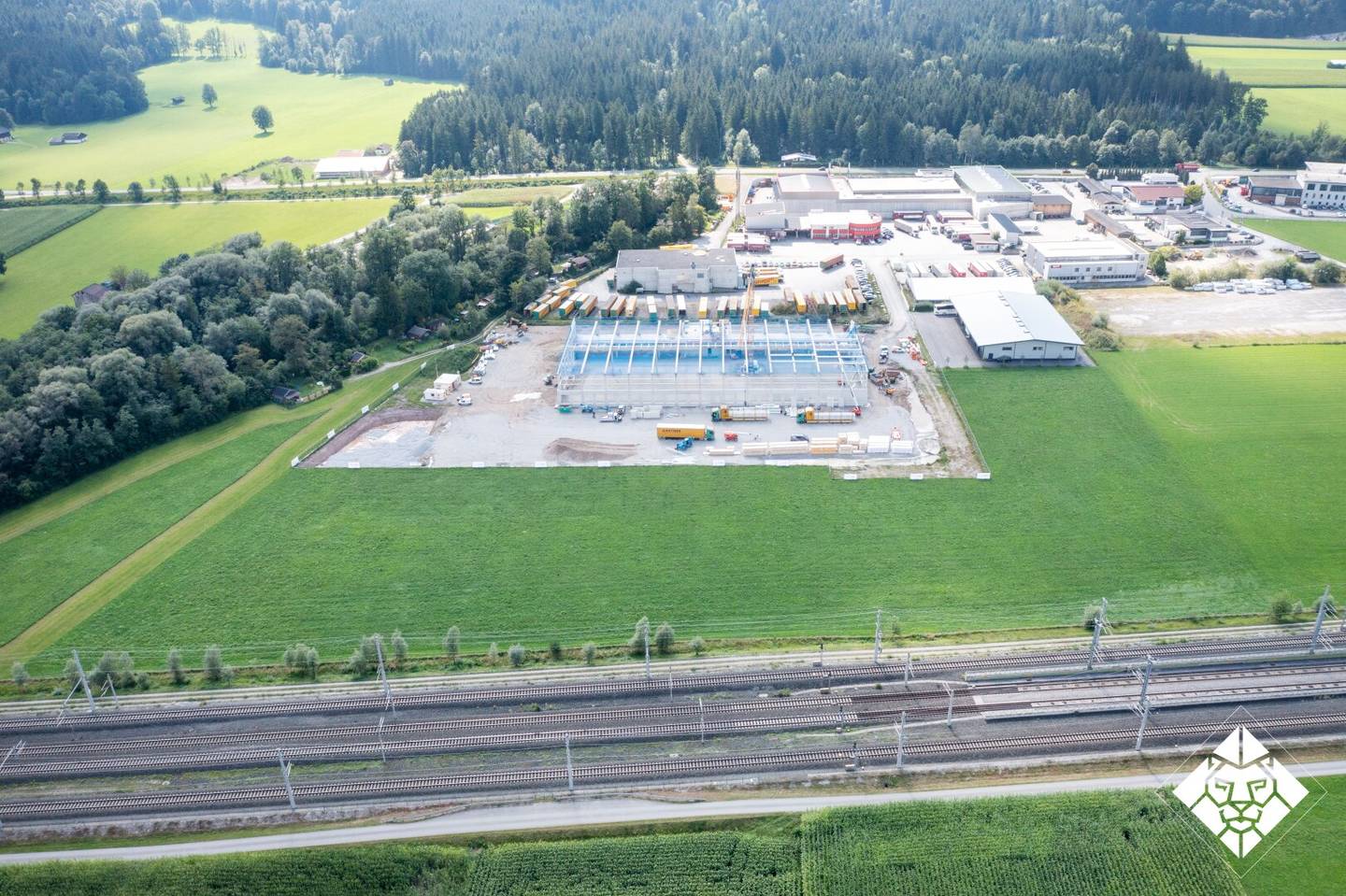 Gewerbegrundstück mit Anbindung zur Autobahn und Bundesstraße bei Zefi Immobilien