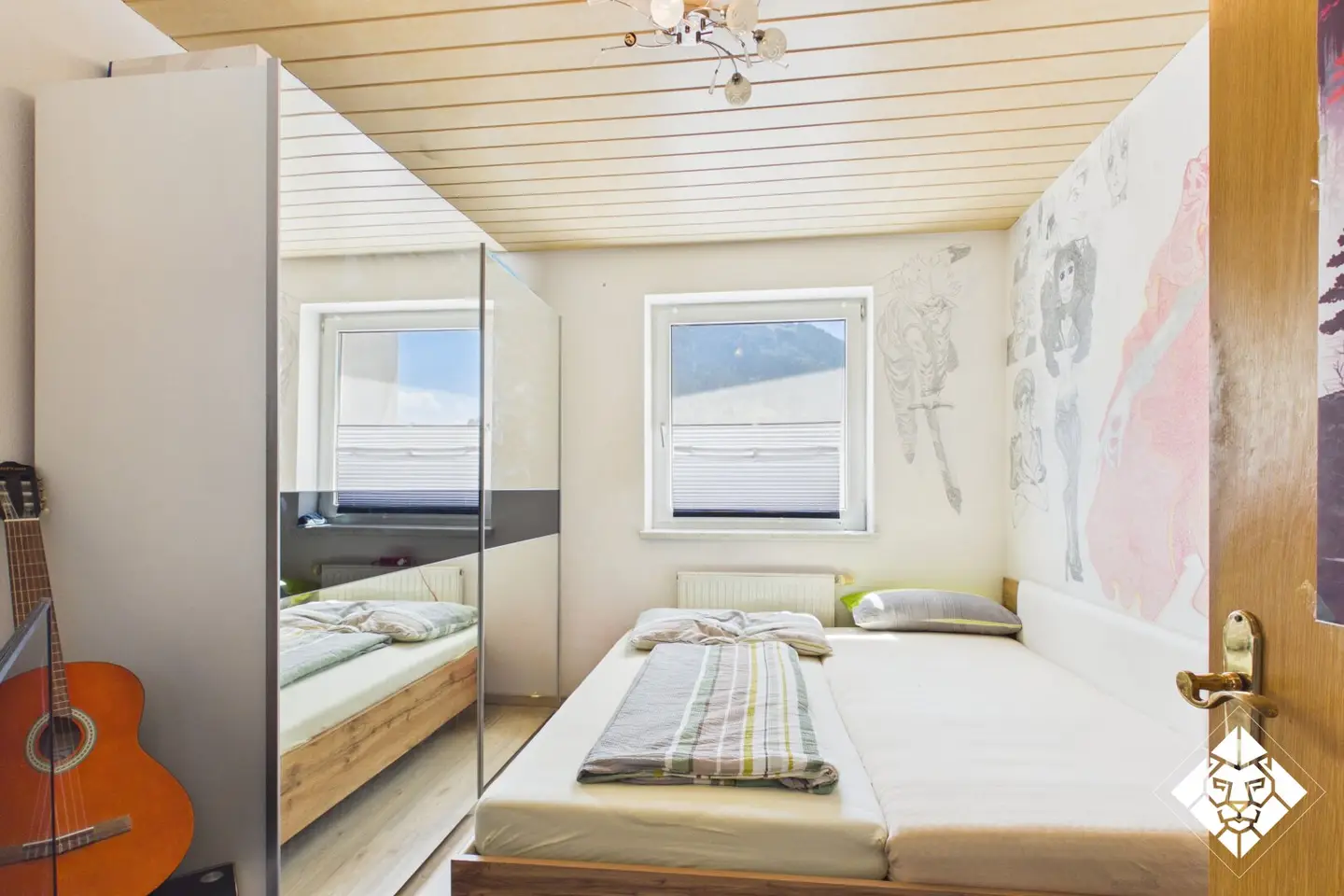 Attraktive 4-Zimmer-Wohnung mit großzügiger Terrasse zu kaufen!
