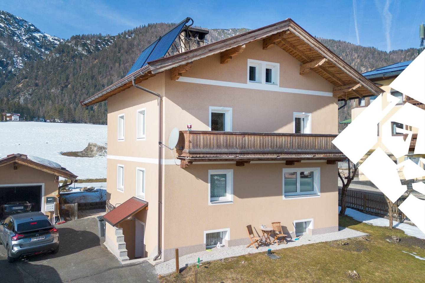 Baugrundstück für Wohnanlage am Fuße der Kitzbüheler Alpen zu kaufen.
