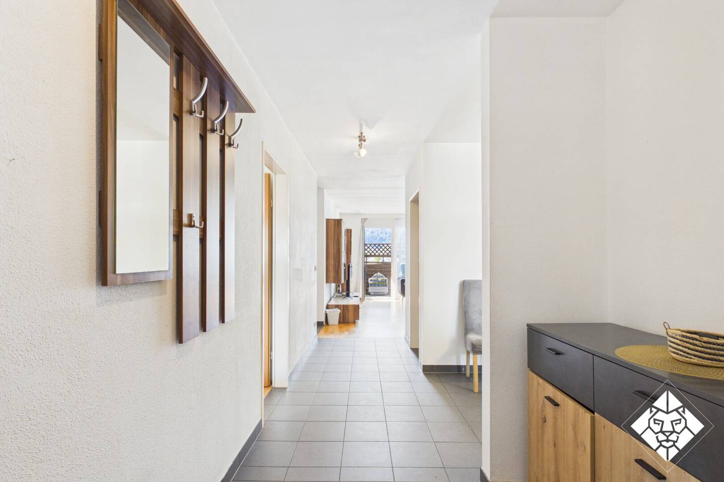 3-Zimmer Wohnung in zentraler Lage mit traumhaftem Panoramablick zu kaufen!