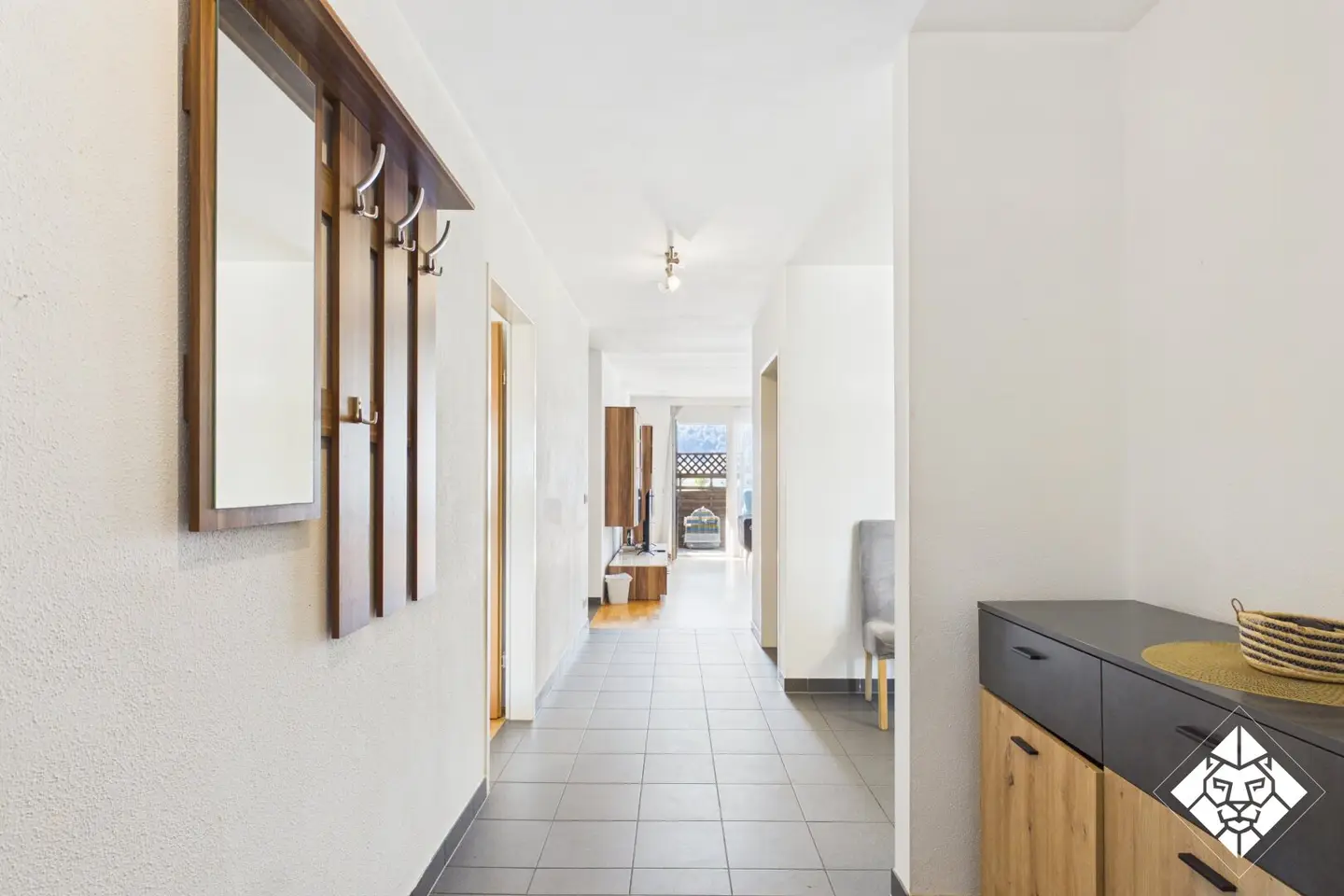 3-Zimmer Wohnung in zentraler Lage mit traumhaftem Panoramablick zu kaufen!
