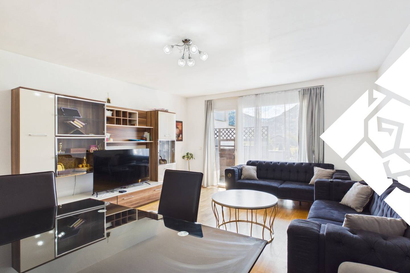 3-Zimmer Wohnung in zentraler Lage mit traumhaftem Panoramablick zu kaufen!