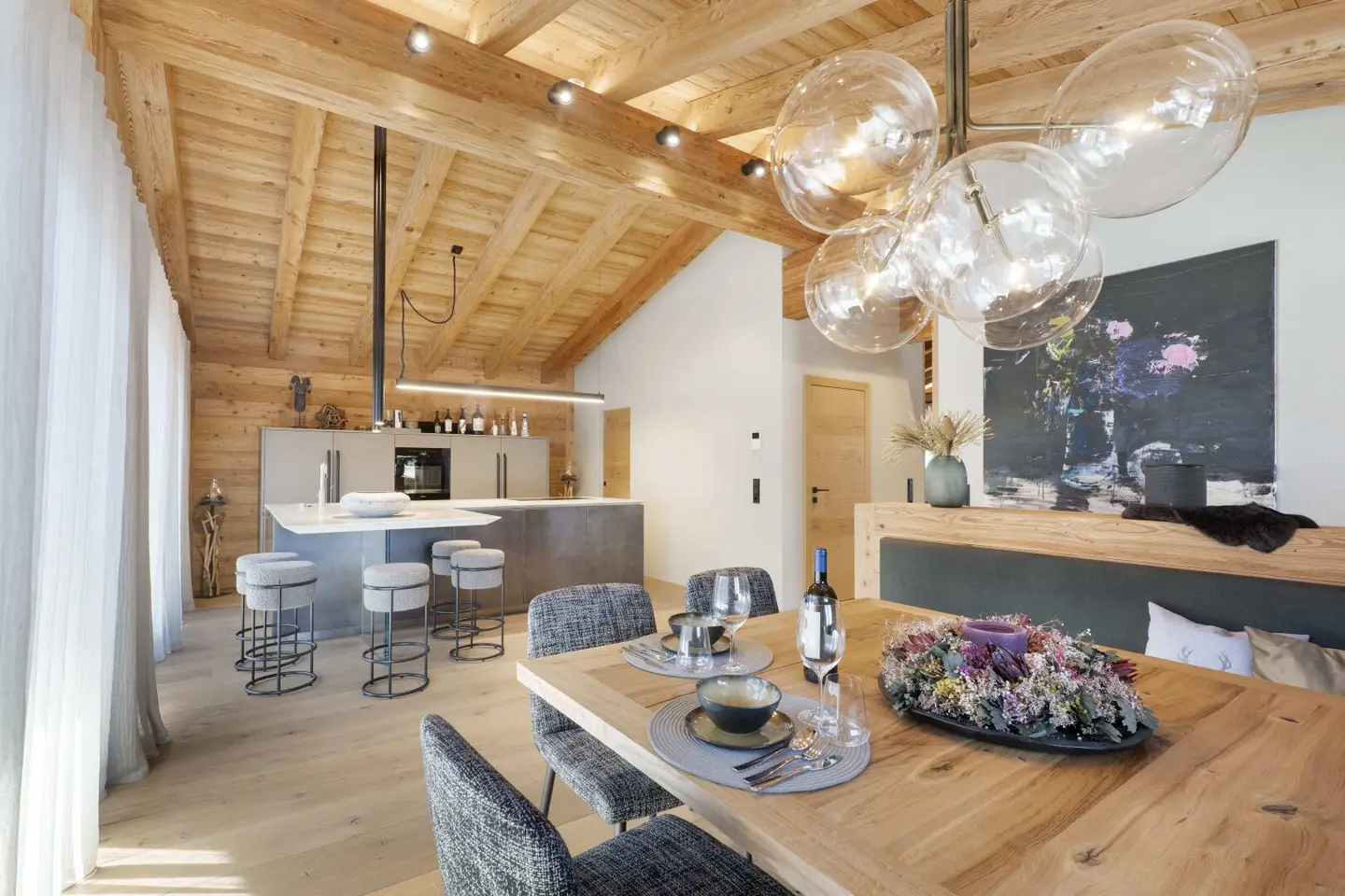 Alpine Eleganz trifft majestätische Aussicht – Exklusives Luxus-Chalet mit Panoramablick