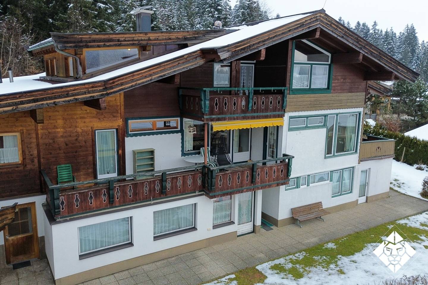 Attraktives Mitarbeiterhaus in Ellmau mit 9 Apartments zu Mieten!