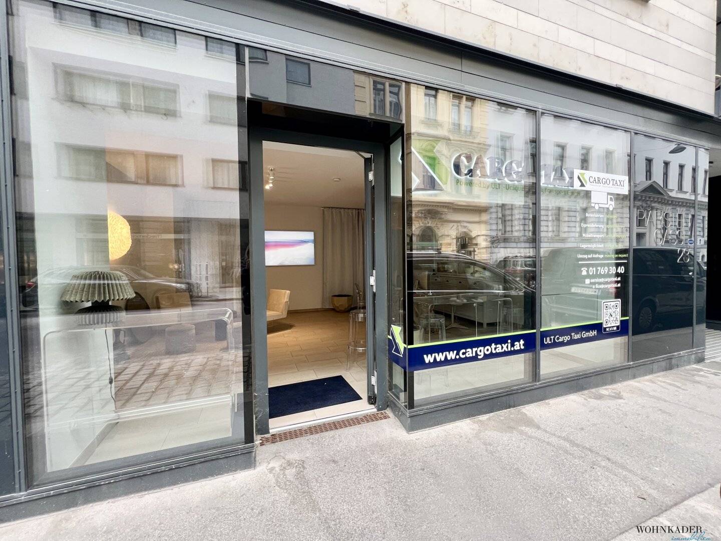 Top vermietet! Exklusives Geschäftslokal mit XL-Glasfront – maximale Sichtbarkeit, starke Frequenzlage & hochwertiges Investment!