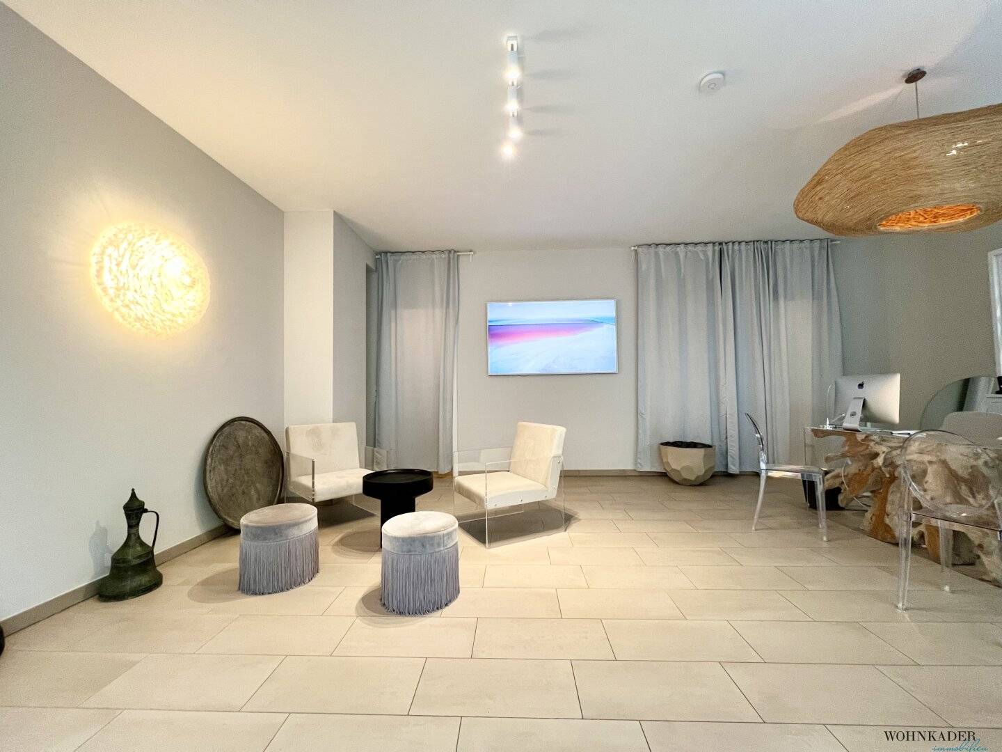Top vermietet! Exklusives Geschäftslokal mit XL-Glasfront – maximale Sichtbarkeit, starke Frequenzlage & hochwertiges Investment!