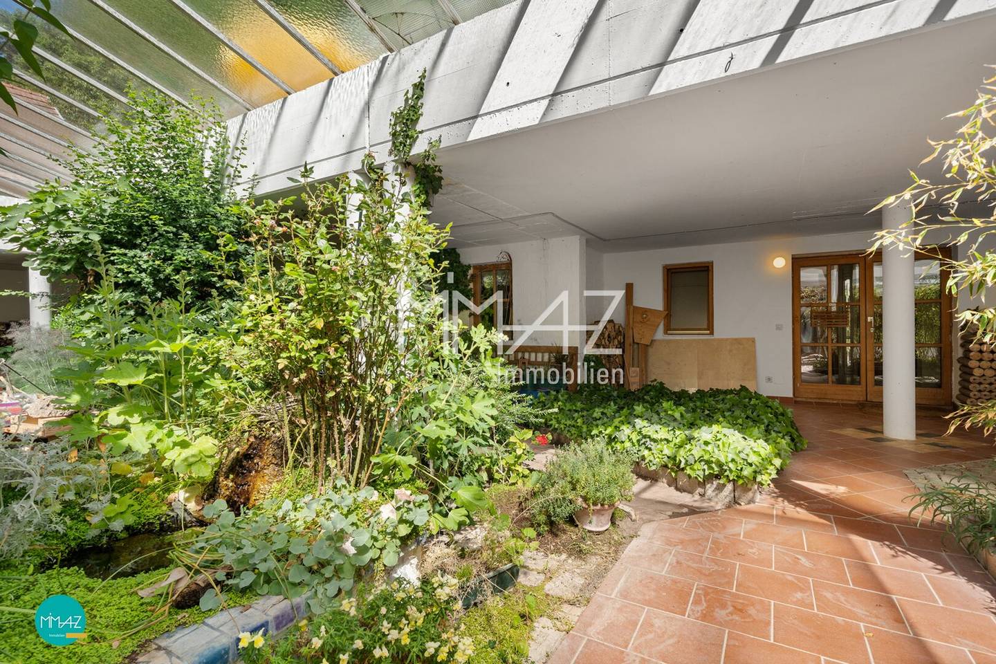 Zwischen Wald, Freiraum und Gemeinschaft: Idyllisches Hideaway im Wienerwald: 5-Zimmer Reihenhaus mit 3 Veranden.