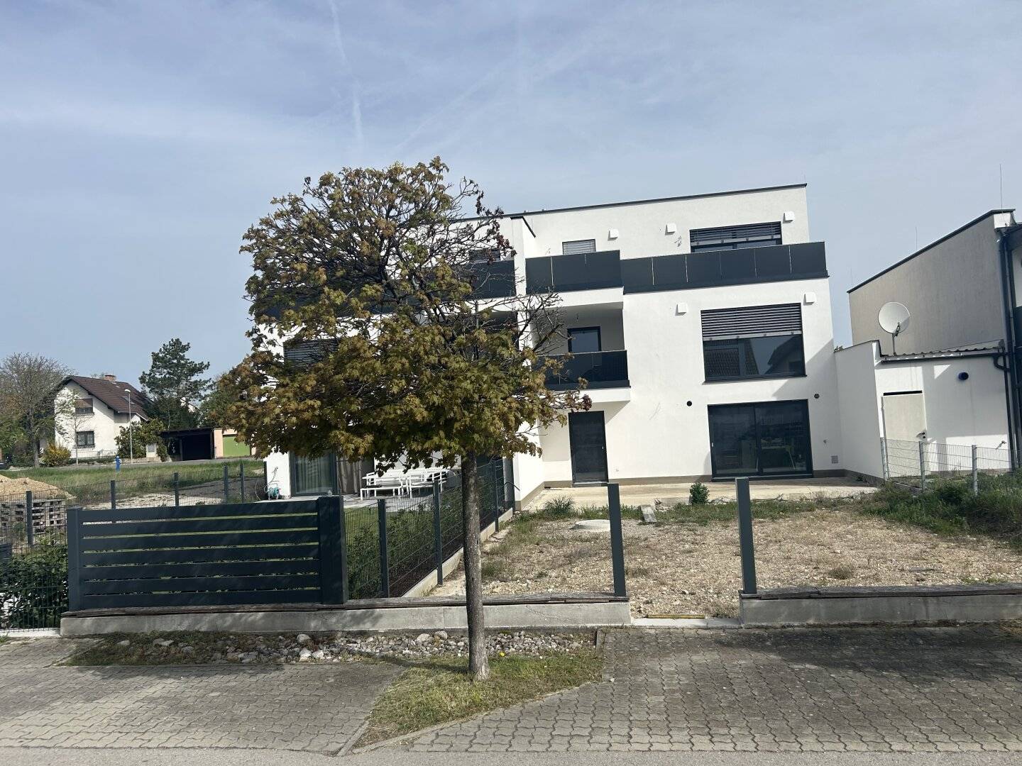 FLORA - Göttin der Blumen und des Frühlings - GARTEN - WOHNUNG in NEUBAU/Erstbezug