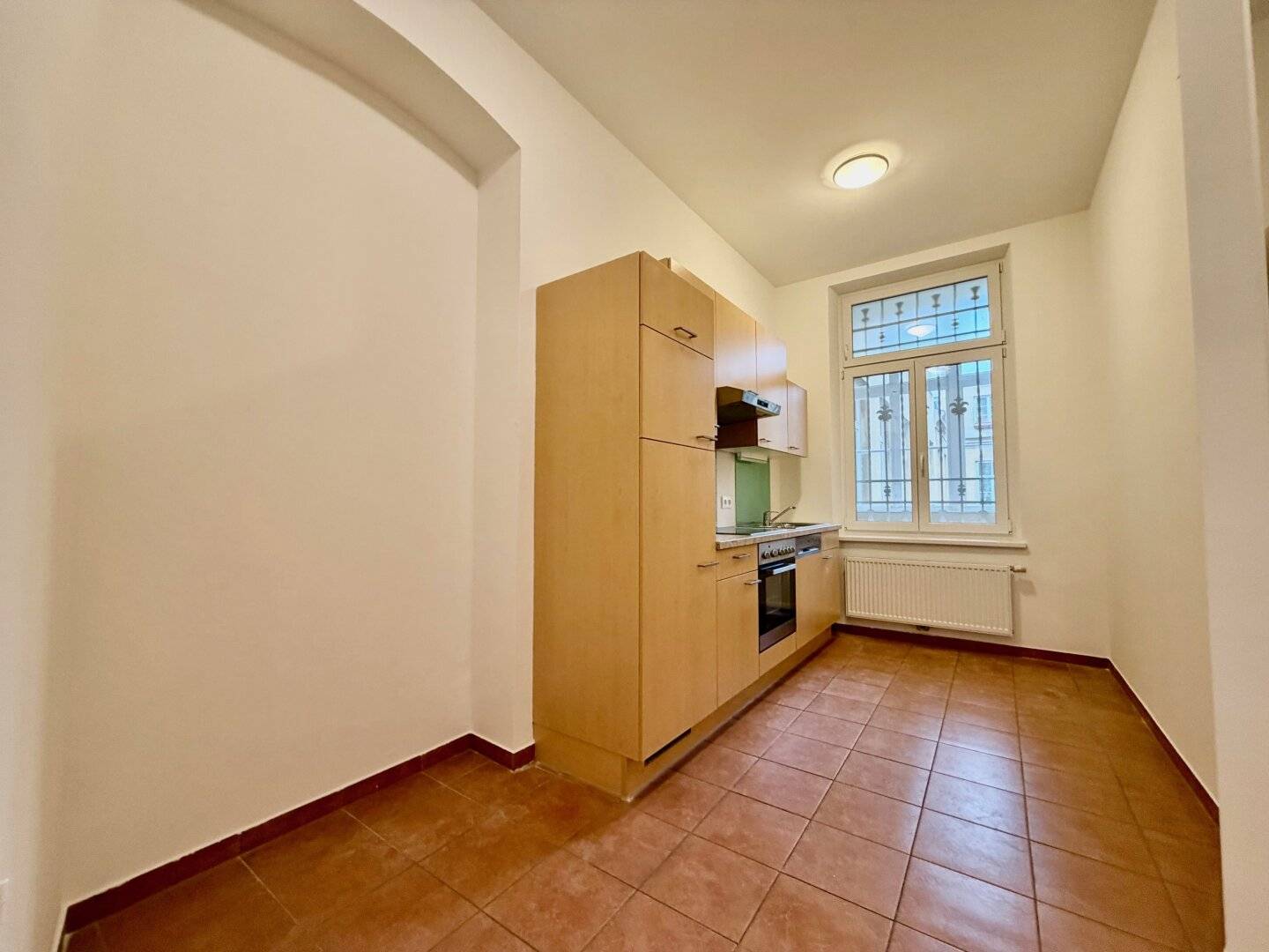 BÜRO!!! Direkt auf der MAHÜ - BESTLAGE mit Lift!
