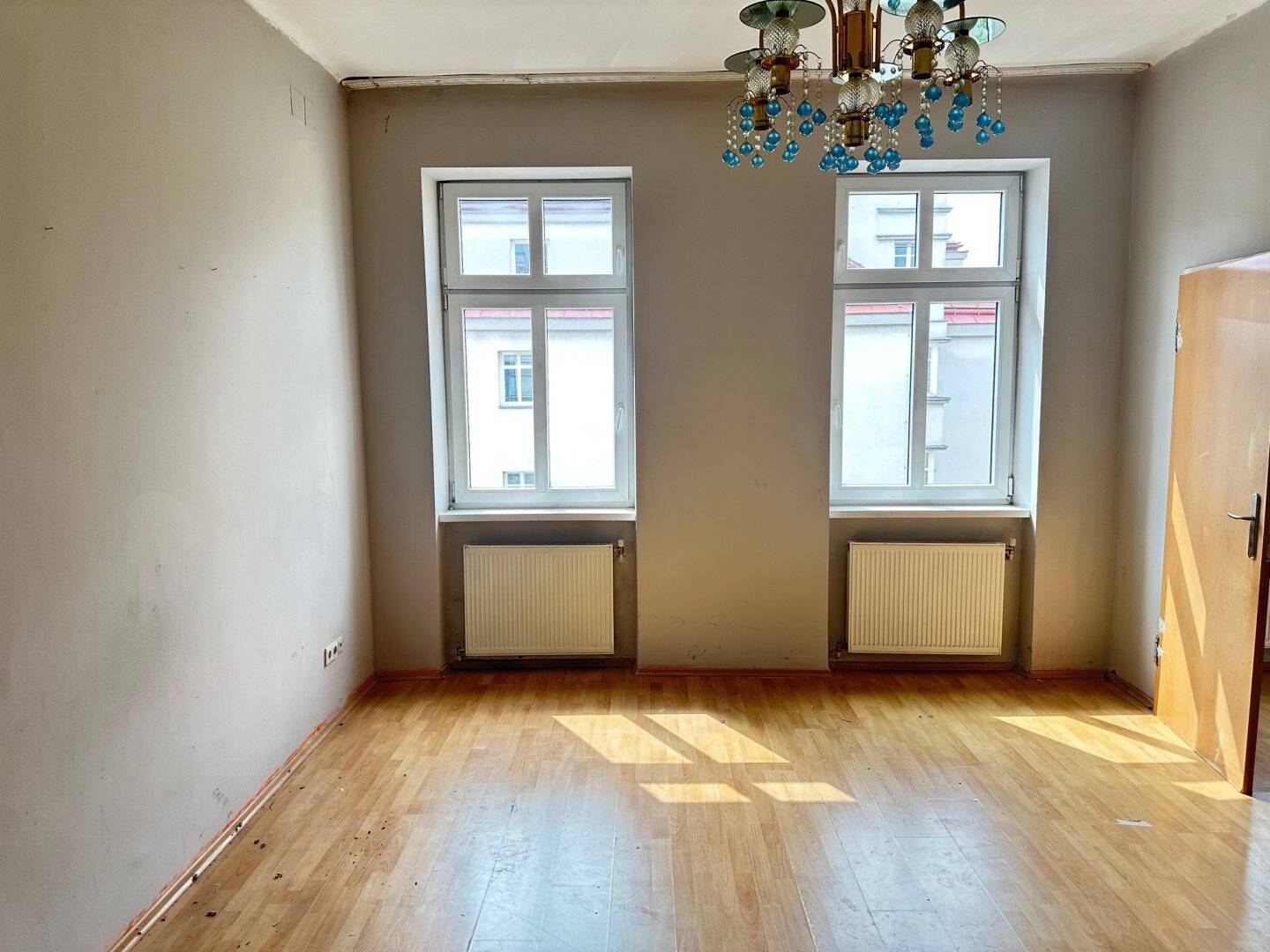 Helle Wohnung für kreative Handwerker - LUGNER CITY Nähe