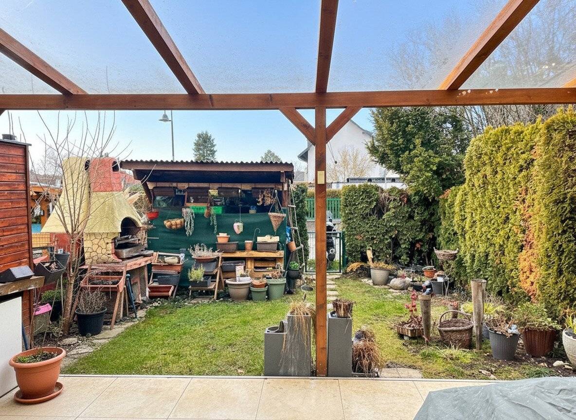 Familienfreundliches Reihenhaus mit Garten und Stellplatz an der Stadtgrenze Wiens - Leopoldsdorf bei Wien