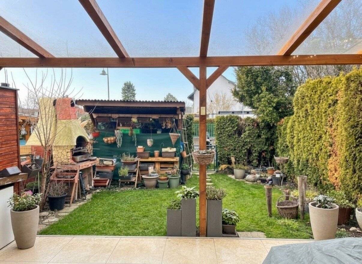 Familienfreundliches Reihenhaus mit Garten und Stellplatz an der Stadtgrenze Wiens - Leopoldsdorf bei Wien